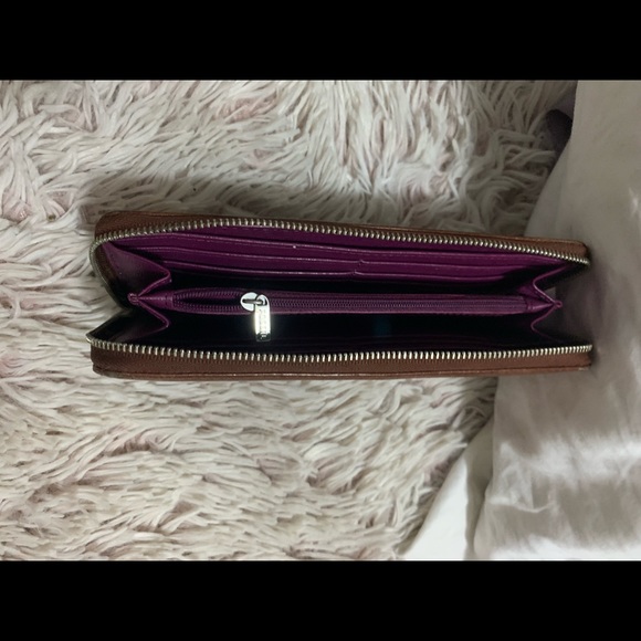 Fossil wallet